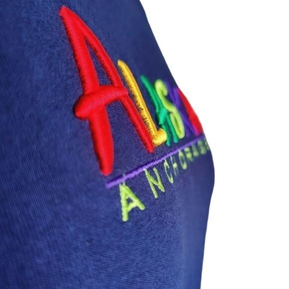 Anchorage Alaska Rainbow Embroidered Blue Short Sleeve T-Shirt Unisex Medium - Picture 4 of 6